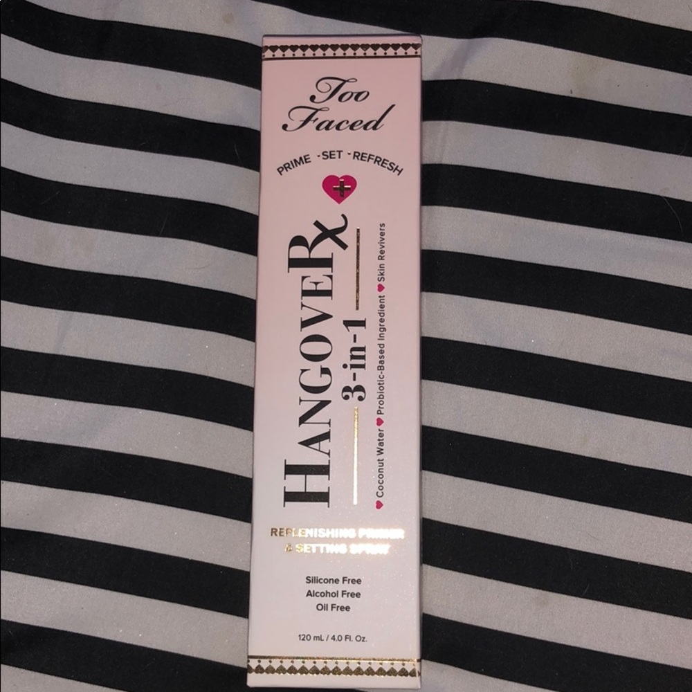 Too faced setting spray